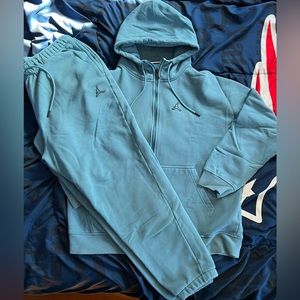 Jordan essential mens XL fleece full zip up hoody and fleece pants rift blue